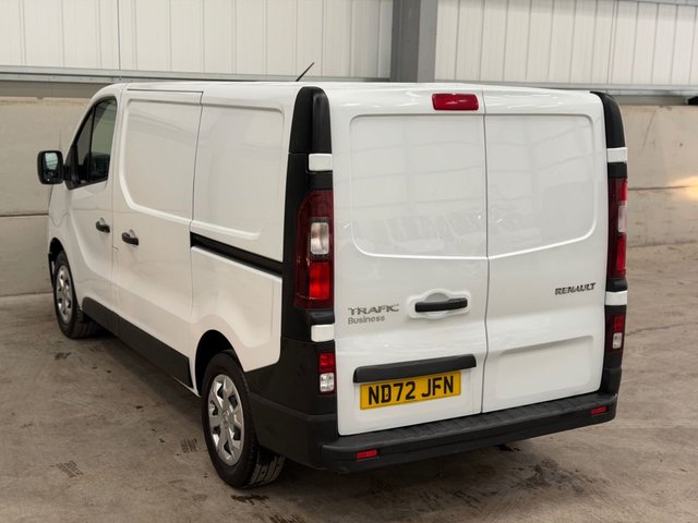 2022 RENAULT TRAFIC - Photo 11
