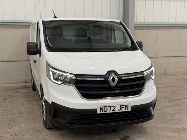 2022 RENAULT TRAFIC - Photo 3