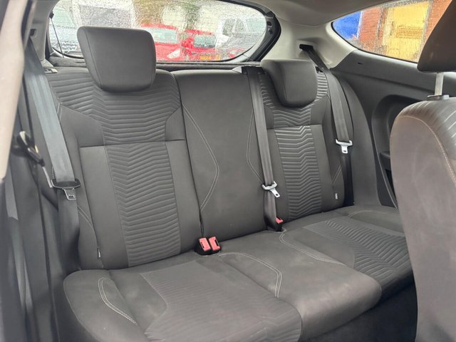 2015 FORD FIESTA 1.25 Zetec Euro 6 3dr - Photo 7