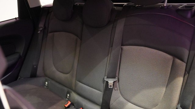 2017 MINI CLUBMAN 2.0 Cooper D Estate 6dr Diesel Auto Euro 6 (s/s) (150 ps) - Photo 6