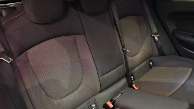 2017 MINI CLUBMAN 2.0 Cooper D Estate 6dr Diesel Auto Euro 6 (s/s) (150 ps) - Photo 4