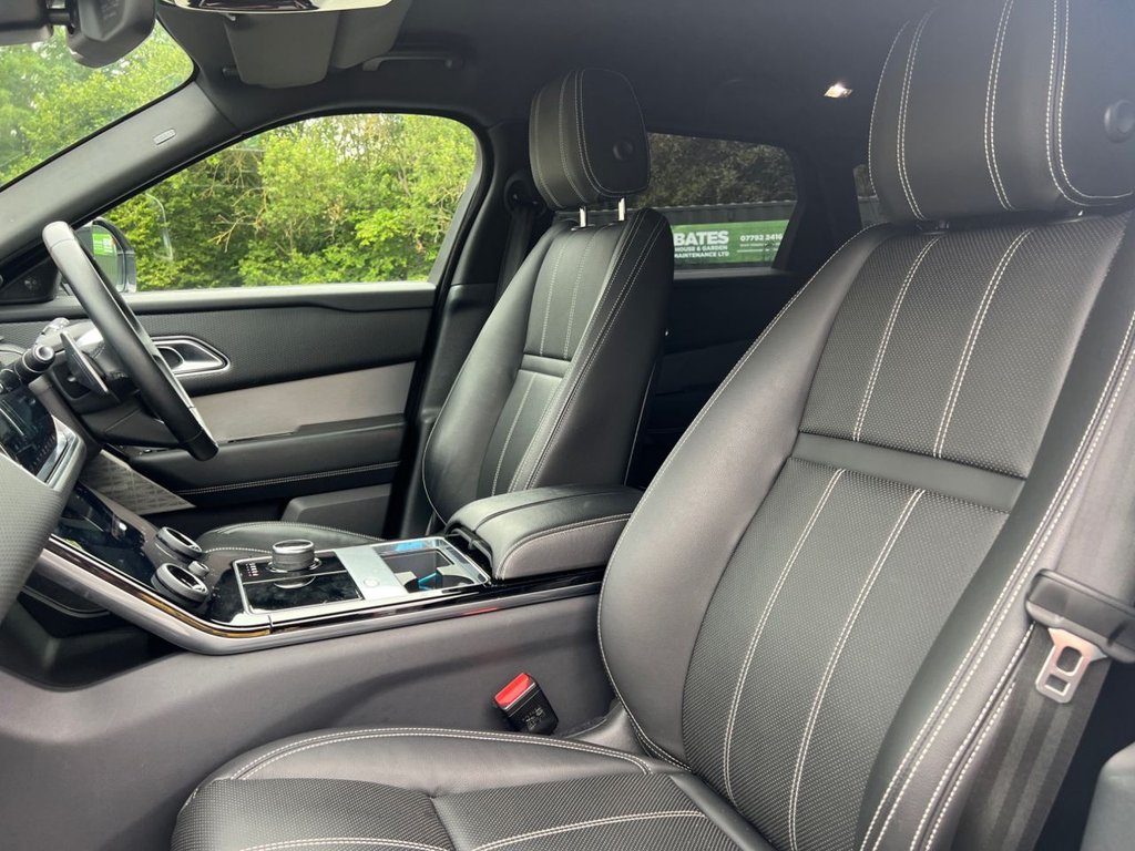 USED 2020 70 LAND ROVER RANGE ROVER VELAR 3.0 D300 R-Dynamic SE SUV 5dr Diesel Auto 4WD Euro 6 (s/s) (300 ps) *AWARD WINNING DEALERSHIP*