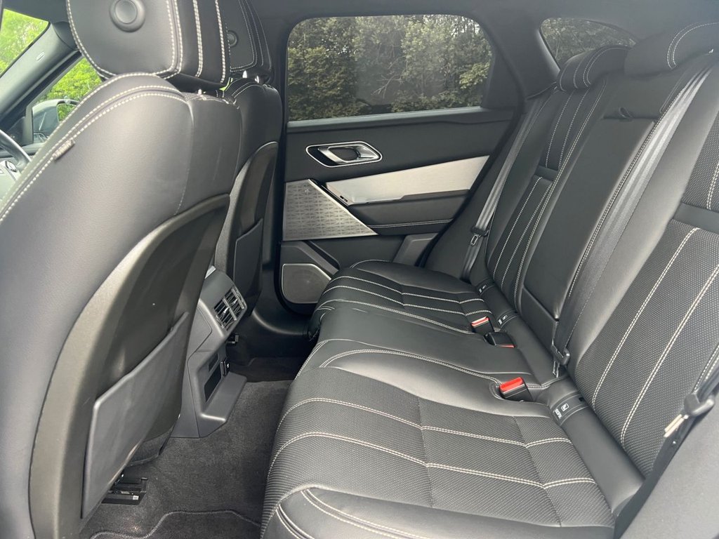USED 2020 70 LAND ROVER RANGE ROVER VELAR 3.0 D300 R-Dynamic SE SUV 5dr Diesel Auto 4WD Euro 6 (s/s) (300 ps) *AWARD WINNING DEALERSHIP*