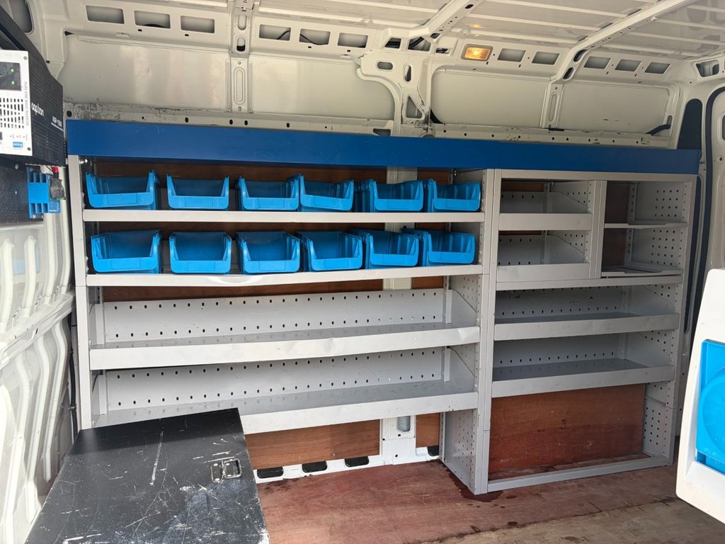 USED 2020 70 PEUGEOT BOXER 335 PROFESSIONAL 2.2BlueHDi EU6 S/S L2 H2 140ps *AIRCON*SATNAV*SENSORS*RACKING AMD PIPE CARRIER* L2H2-EU6-A/C-S/N-SENSORS