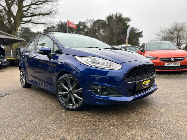2017 FORD FIESTA 1.0T EcoBoost ST-Line Hatchback 5dr Petrol Manual Euro 6 (s/s) (140 ps) - Photo 2