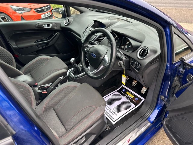 2017 FORD FIESTA 1.0T EcoBoost ST-Line Hatchback 5dr Petrol Manual Euro 6 (s/s) (140 ps) - Photo 9