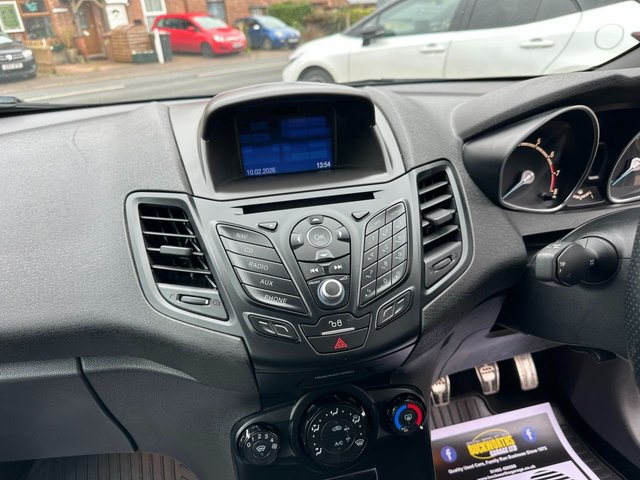 2017 FORD FIESTA 1.0T EcoBoost ST-Line Hatchback 5dr Petrol Manual Euro 6 (s/s) (140 ps) - Photo 11