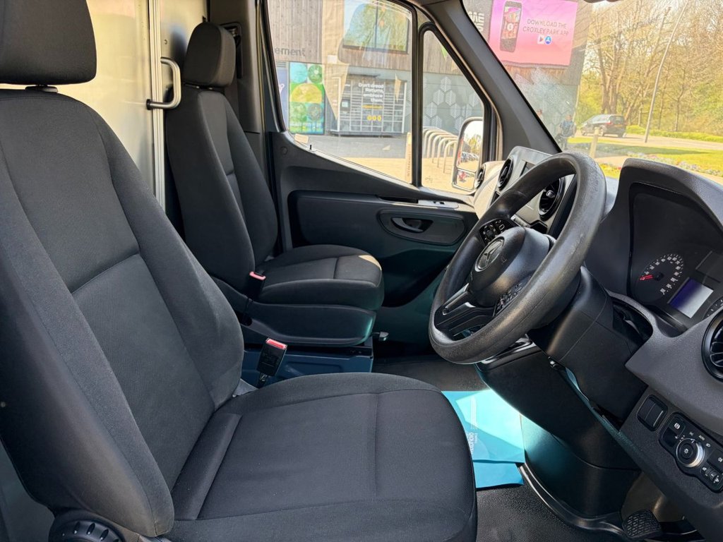 USED 2019 69 MERCEDES-BENZ SPRINTER **NO VAT**314 2.1CDI EU6 S/S L2H2 FWD 143ps *AIRCON*REV/CAMERA*KEYLESS START*E/PACK*RAIN SENSOR* NO VAT-EU6-A/C-L2H2-CAMERA-E/P