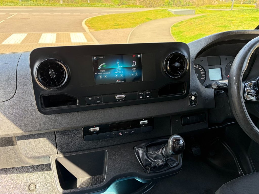USED 2019 69 MERCEDES-BENZ SPRINTER **NO VAT**314 2.1CDI EU6 S/S L2H2 FWD 143ps *AIRCON*REV/CAMERA*KEYLESS START*E/PACK*RAIN SENSOR* NO VAT-EU6-A/C-L2H2-CAMERA-E/P