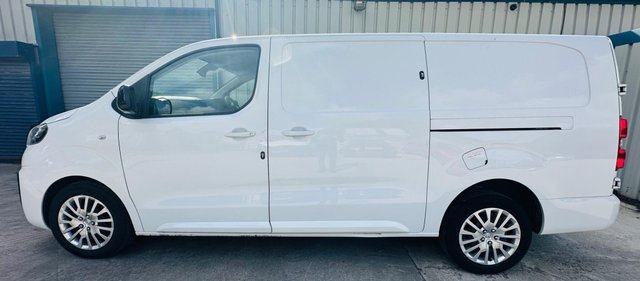 View our VAUXHALL VIVARO