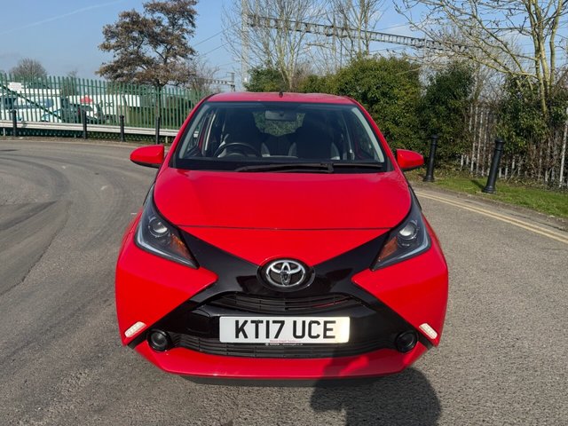 2017 Toyota Aygo 1L X-Play 5dr - Photo 5