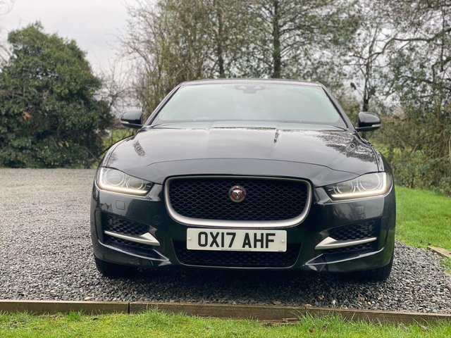 2017 JAGUAR XE 2.0d R-Sport Saloon 4dr Diesel Auto AWD Euro 6 (s/s) (240 ps) - Photo 3