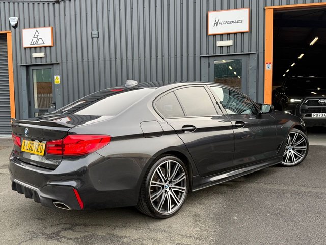 2020 BMW 5 SERIES - Photo 8