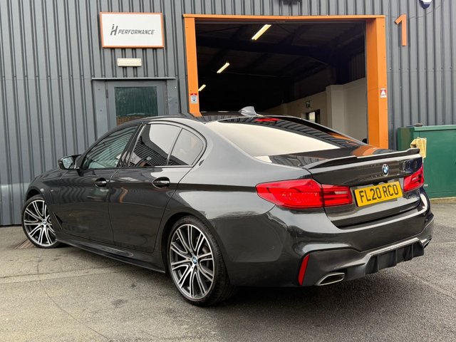 2020 BMW 5 SERIES - Photo 10