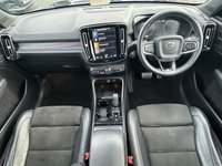 USED 2018 18 VOLVO XC40 2.0 D4 First Edition SUV 5dr Diesel Auto AWD Euro 6 (s/s) (190 ps) PANORAMIC ROOF + PRIVACY GLASS + SAT NAV + HALF LEATHER