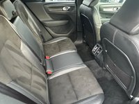 USED 2018 18 VOLVO XC40 2.0 D4 First Edition SUV 5dr Diesel Auto AWD Euro 6 (s/s) (190 ps) PANORAMIC ROOF + PRIVACY GLASS + SAT NAV + HALF LEATHER
