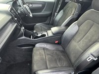 USED 2018 18 VOLVO XC40 2.0 D4 First Edition SUV 5dr Diesel Auto AWD Euro 6 (s/s) (190 ps) PANORAMIC ROOF + PRIVACY GLASS + SAT NAV + HALF LEATHER