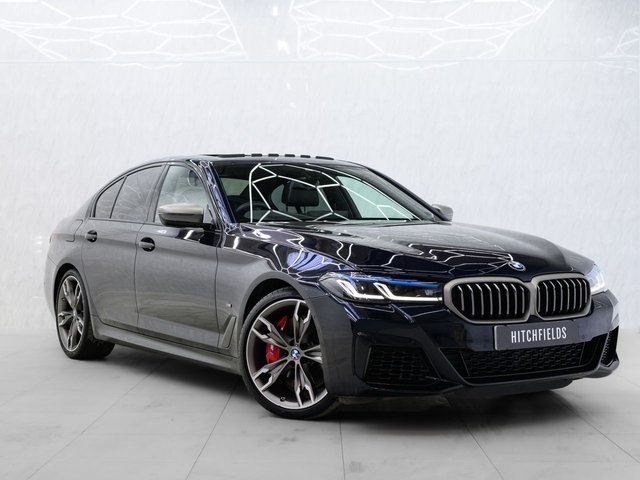 2022 5 SERIES 4.4 M550I V8 SALOON 4DR PETROL STEPTRONIC XDRIVE EURO 6 S S... photo