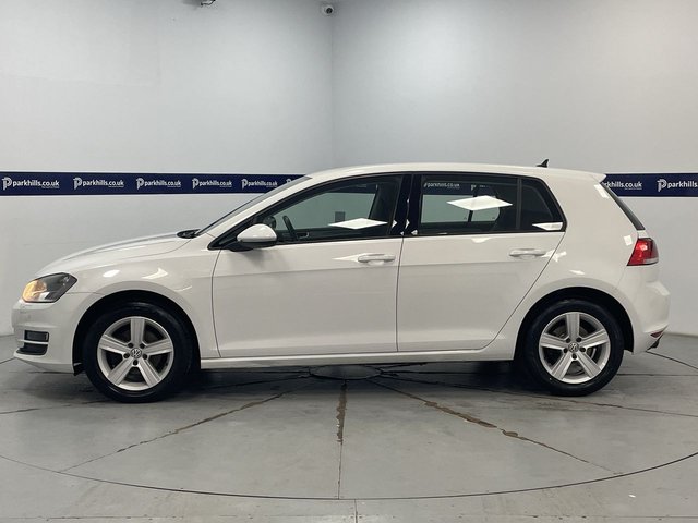 2016 VOLKSWAGEN GOLF - Photo 2