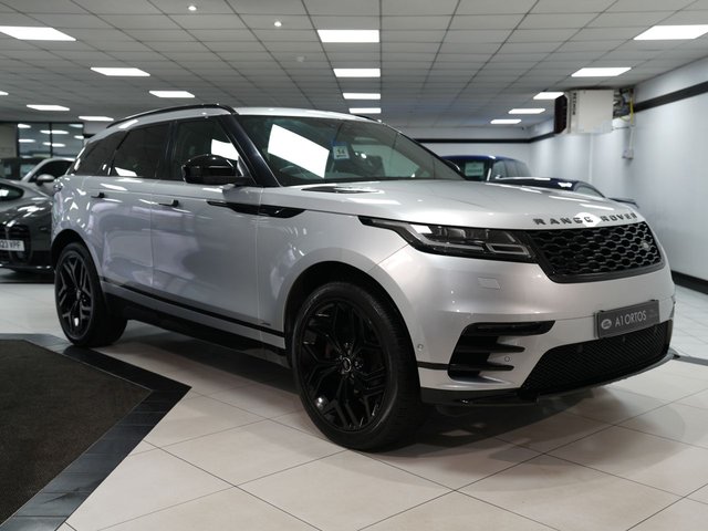 View our Land Rover Range Rover Velar 2.0 D180 R-Dynamic SE SUV 5dr Diesel Auto 4WD Euro 6 (s/s) (180 ps)