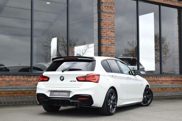 2019 BMW 1 Series 3L Shadow Edition 5dr - Photo 2
