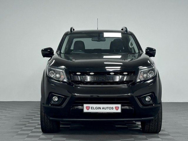 2021 Nissan Navara 2.3L N-Guard 4dr - Photo 2