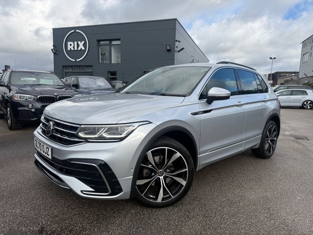 2020 VOLKSWAGEN TIGUAN 1.5 TSI R-Line SUV 5dr Petrol DSG Euro 6-2 OWNER CAR-20" ALLOYS-DIGITAL DASH-HEATED SEATS-HEATED STEERING WHEEL-BLUETOOTH-CRUISE CONTROL-SATNAV-PARKING SENSORS-APPLE CAR PLAY-DAB RADIO-ELECTRIC FOLDING MIRRORS-DUAL ZONE CLIMATE CONTROL - Photo 2