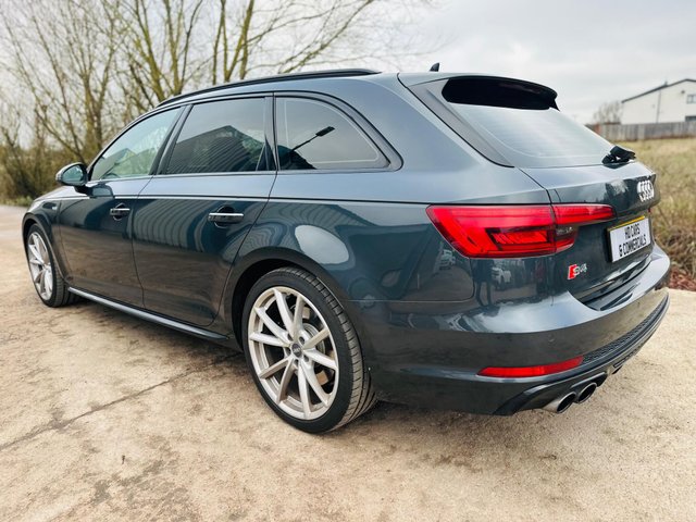 View our AUDI S4 AVANT