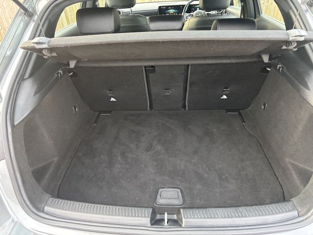 2020 Mercedes-Benz A-CLASS - Photo 9