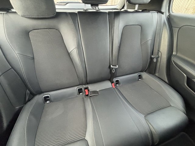 2020 Mercedes-Benz A-CLASS - Photo 10