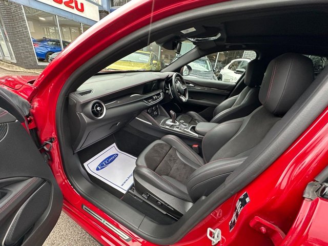 2022 ALFA ROMEO STELVIO 2.9 V6 Bi-Turbo Quadrifoglio SUV 5dr Petrol GPF Auto Q4 AWD Euro 6 (s/s) (510 ps) - Photo 10