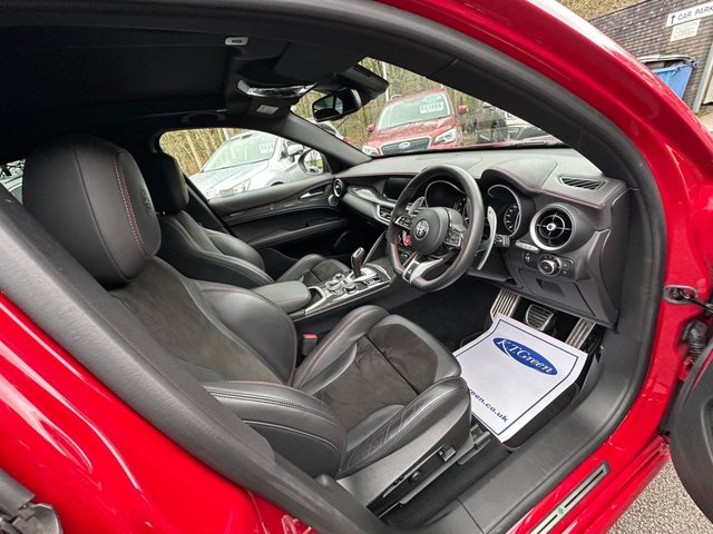 2022 ALFA ROMEO STELVIO 2.9 V6 Bi-Turbo Quadrifoglio SUV 5dr Petrol GPF Auto Q4 AWD Euro 6 (s/s) (510 ps) - Photo 8
