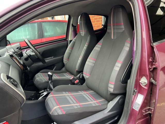 2016 Peugeot 108 - Photo 12