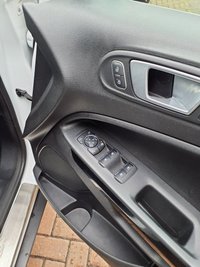 USED 2019 69 FORD ECOSPORT 1.0T EcoBoost GPF Titanium SUV 5dr Petrol Auto Euro 6 (s/s) (125 ps) 6 MONTHS WARRANTY AUTOMATIC