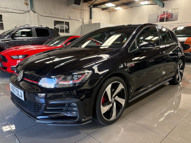 2017 VOLKSWAGEN GOLF - Photo 2