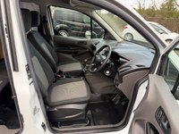 FORD TRANSIT CONNECT — thumbnail 43 of 51