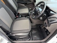 FORD TRANSIT CONNECT — thumbnail 44 of 51