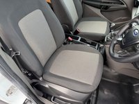 FORD TRANSIT CONNECT — thumbnail 45 of 51