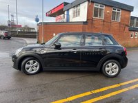 USED 2020 70 MINI HATCH 1.5 Cooper Classic Hatchback 5dr Petrol Steptronic Euro 6 (s/s) (136 ps) 