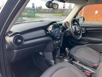 USED 2020 70 MINI HATCH 1.5 Cooper Classic Hatchback 5dr Petrol Steptronic Euro 6 (s/s) (136 ps) 