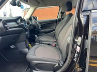 USED 2020 70 MINI HATCH 1.5 Cooper Classic Hatchback 5dr Petrol Steptronic Euro 6 (s/s) (136 ps) 