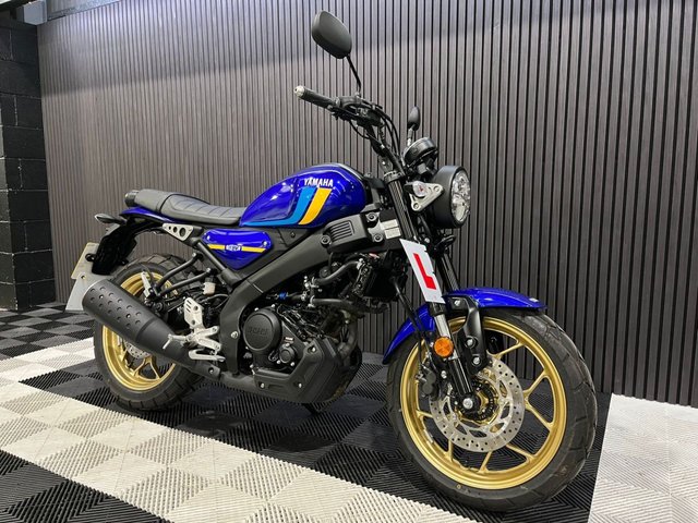 View our YAMAHA XSR125