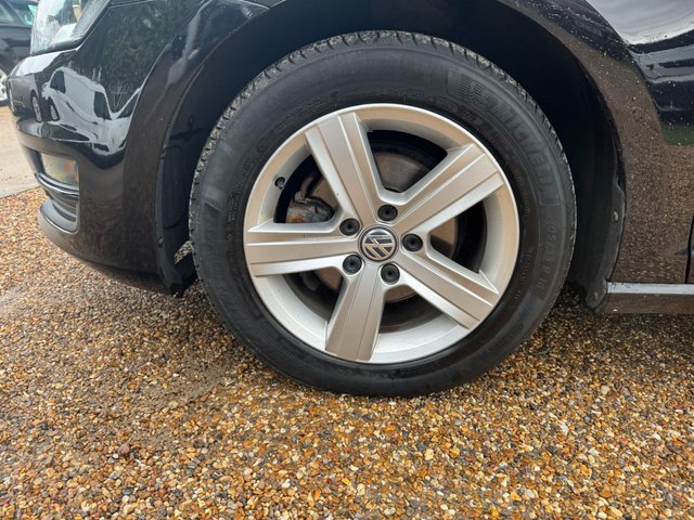 2015 VOLKSWAGEN GOLF 1.6 TDI BlueMotion Tech Match Hatchback 5dr Diesel DSG Euro 5 (s/s) (105 ps) - Photo 11