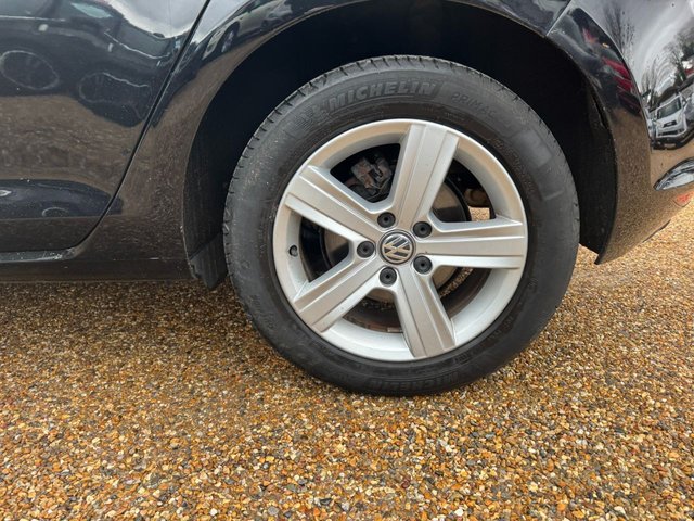 2015 VOLKSWAGEN GOLF 1.6 TDI BlueMotion Tech Match Hatchback 5dr Diesel DSG Euro 5 (s/s) (105 ps) - Photo 12