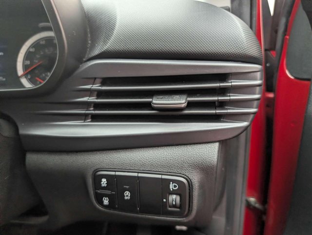 USED 2021 71 HYUNDAI I20 1.0 i20 Element TGDi 5dr CLICK & COLLECT/ HOME DELIVERY