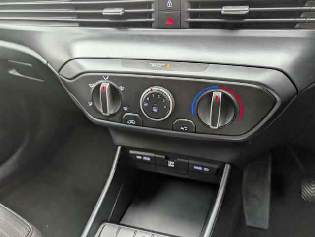 USED 2021 71 HYUNDAI I20 1.0 i20 Element TGDi 5dr CLICK & COLLECT/ HOME DELIVERY
