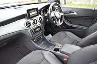 USED 2015 04 MERCEDES-BENZ 180 2.1 GLA220d AMG Line (Premium Plus) SUV 5dr Diesel 7G-DCT 4MATIC Euro 6 (s/s) (170 ps) LOW MILES , AUTO , AMG LINE