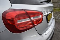 USED 2015 04 MERCEDES-BENZ 180 2.1 GLA220d AMG Line (Premium Plus) SUV 5dr Diesel 7G-DCT 4MATIC Euro 6 (s/s) (170 ps) LOW MILES , AUTO , AMG LINE