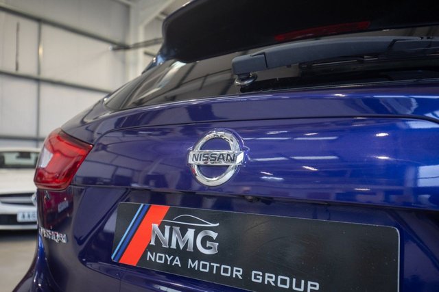 2015 Nissan Qashqai 1.5L Tekna 5dr - Photo 12