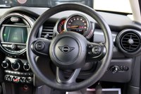 USED 2020 20 MINI HATCH 1.5 COOPER CLASSIC 5 DOOR LOW MILES REAR SENSORS HEATED SEATS